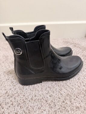 Michael Kors Black Chelsea Rain Ankle Boots with MK Emblem